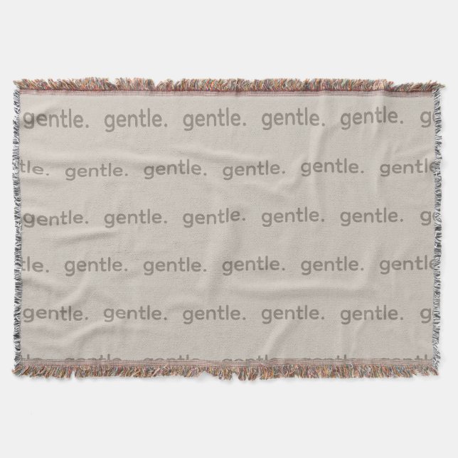 Manta Gentle Repeated Word Pattern Cozy, Calm & Soft  (Anverso)