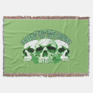 Manta Irlandés al cráneo óseo