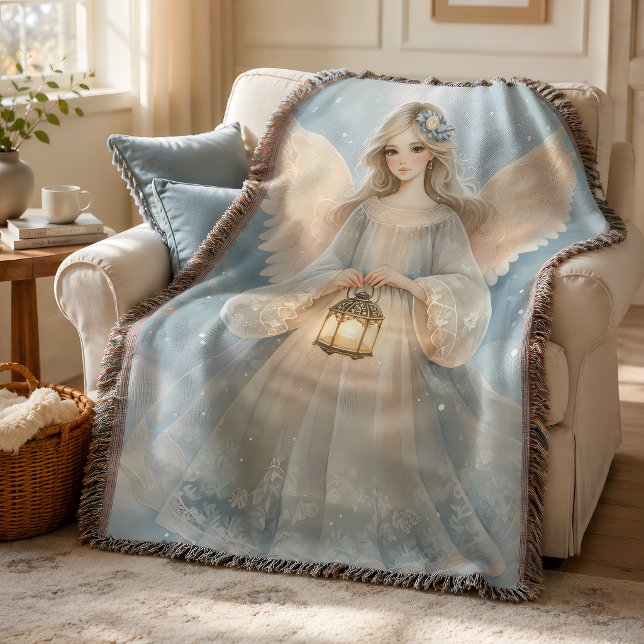 Manta Linterna de Ángel Celestial Invernal de Gracia (Celestial Winter Angel Lantern of Grace Throw Blanket)