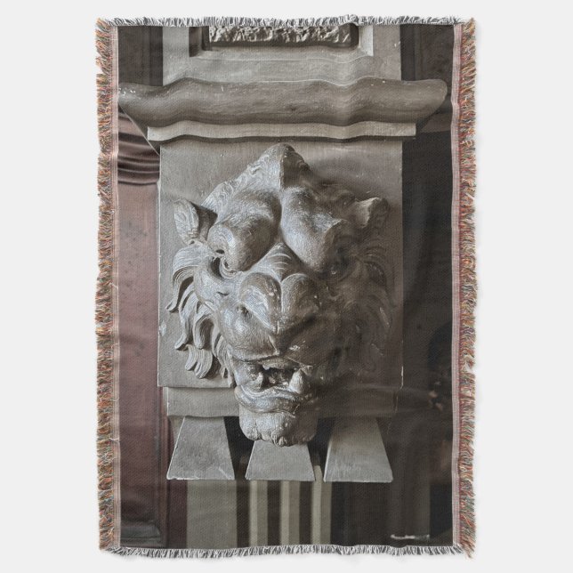 Manta Masa de lanzamiento de cabeza de león (Frente vertical)