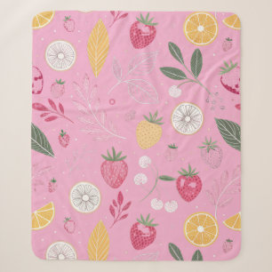 Manta mediana de sherpa rosa con fresa y floral