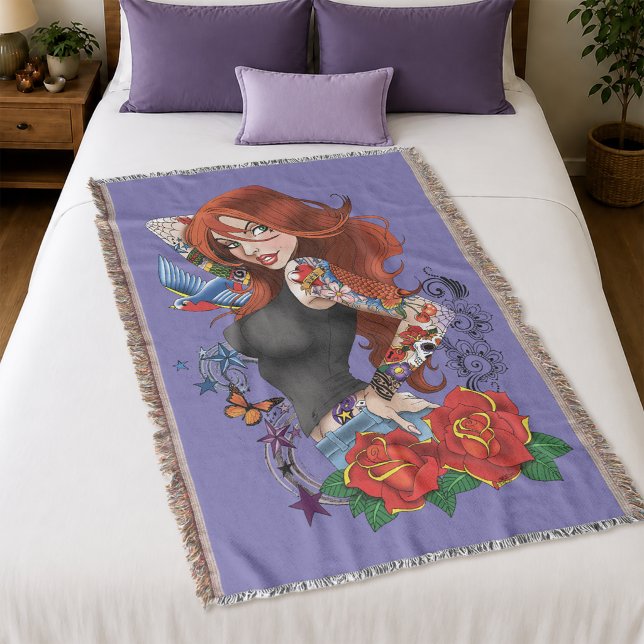 Manta Mujer pelirroja tatuada mangas morado (Subido por el creador)