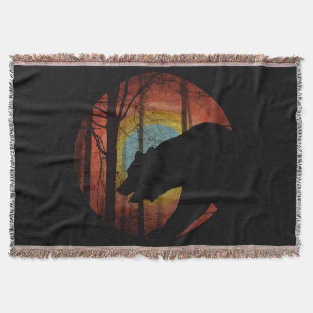 MANTA OSO EN LA VENTAJA FORESTAL DE MADERA (Anverso)