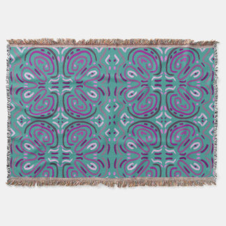 Manta Patrón floral femenino de flores moradas sobre tur
