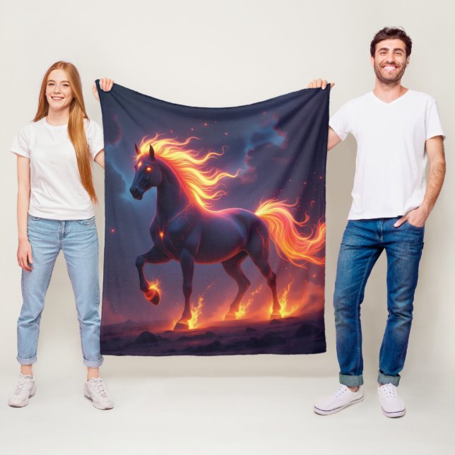 Manta Polar „2026 – Das Jahr des Feuerpferds“ (In situ)