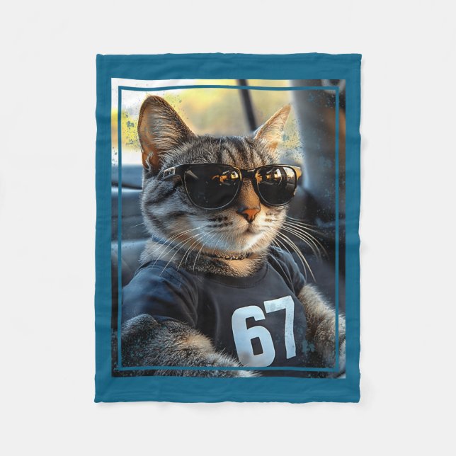 Manta Polar 67 And Still Cool Funny Birthday Meme Cat  (Anverso)