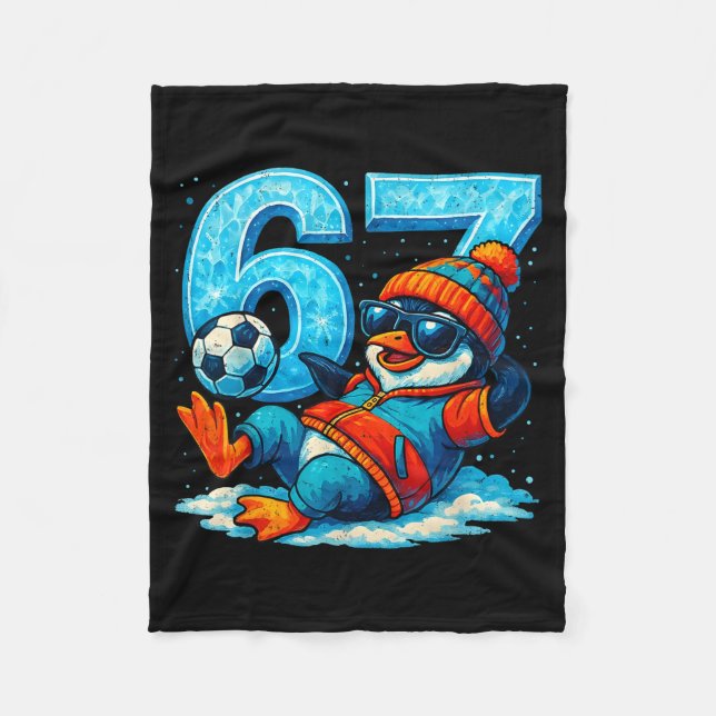 Manta Polar 67 Penguin Soccer Funny Winter Meme Gift  (Anverso)