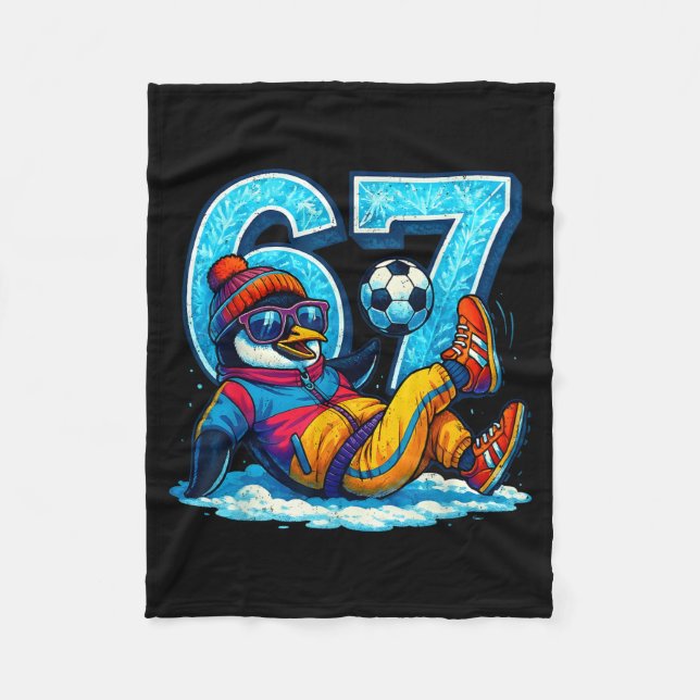 Manta Polar 67 Penguin Soccer Funny Winter Meme Gift  (Anverso)