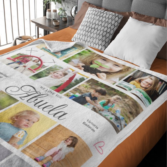 Manta Polar Abuela te amamos los corazones personalizados (Abuela large personalized fleece blankets add your photos and text.)