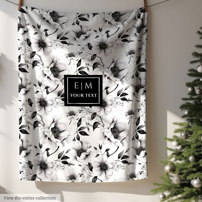 Manta Polar Acogedor cobertor de flores blancas y negras monog (Monogramed black and white flowers blanket cozy)