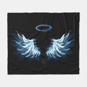 Manta Polar Alas del Ángel Azul brillante sobre fondo negro