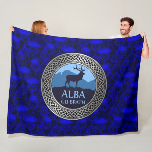 Manta Polar Alba Gu Brath Knot Fleece Blanket