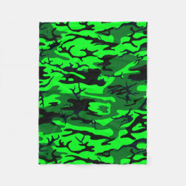 Manta Polar Alien Green Camo Throw Blanket