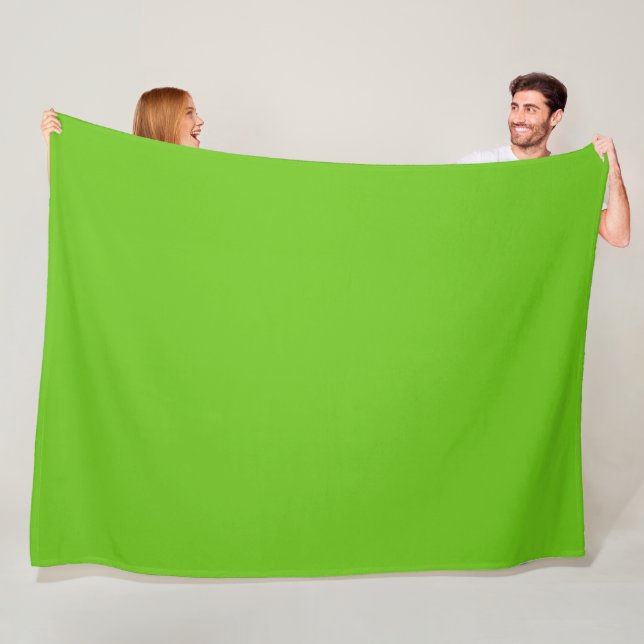 Manta Polar Alien Green Fleece Blanket (In situ)