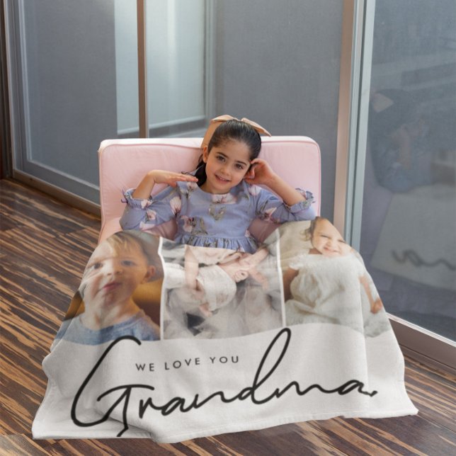 Manta Polar Amo personalizado: fotos de los nietos de la abuel (We love you grandma 3 photos of grandkids personalized fleece blanket.)