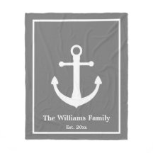 Anclaje gris y blanco y apellido