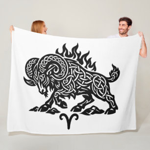 Manta Polar Aries Fuego‑Carnero – Zodiaco de Tinta Embrujada C
