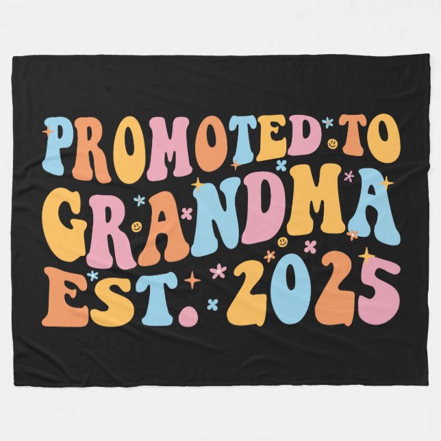 Manta Polar Ascendida a Abuela Est. 2025 III (Frente (Horizontal))