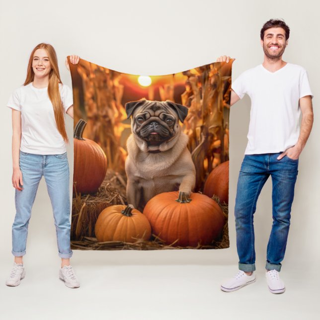 Manta Polar Autumn Pug (In situ)