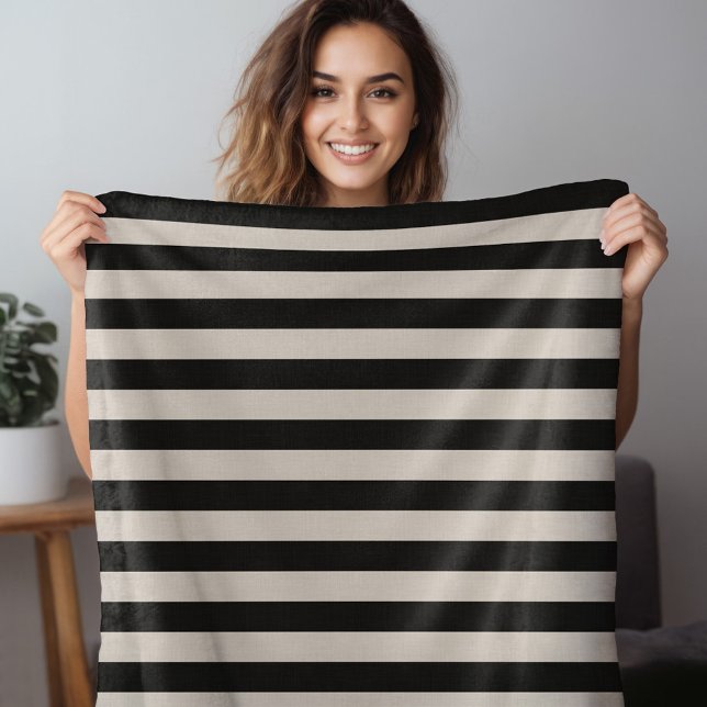 Manta Polar Bandas de negro y marfil | Decoración moderna de u (Subido por el creador)