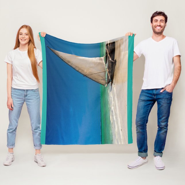 Manta Polar Barco de pesca tradicional en la playa (In situ)