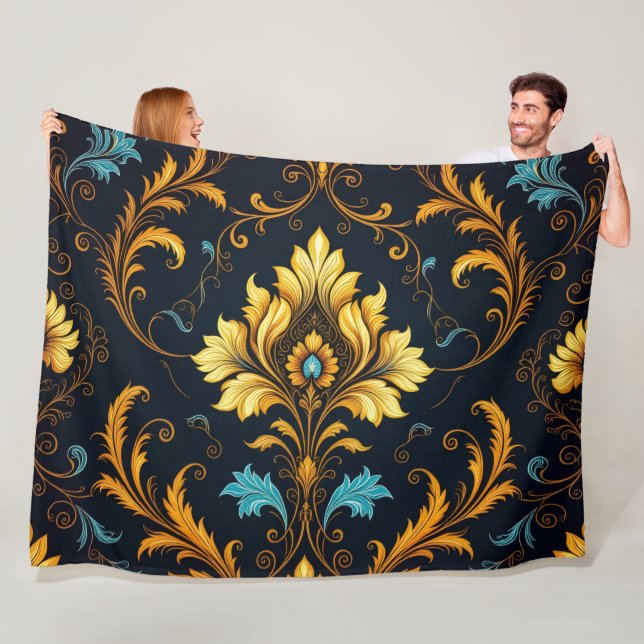 Manta Polar "Barockes Ornament-Muster in Gold und Schwarz" (In situ)