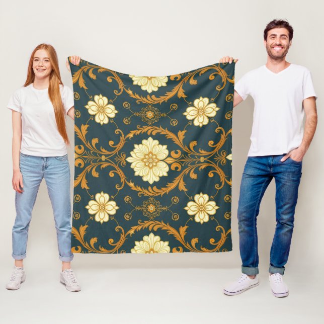 Manta Polar "Barockes Ornament-Muster in Gold und Schwarz" Dec (In situ)