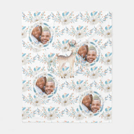 Manta Polar Barrio de invierno con flores de ciervo con una ma