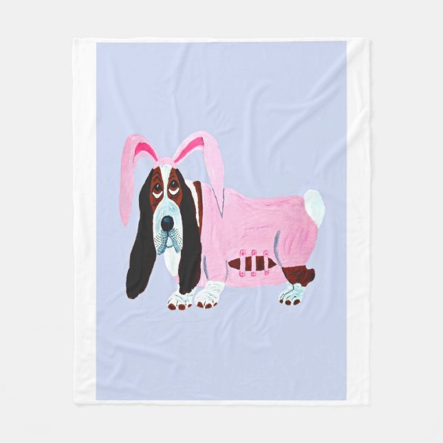 Manta Polar Basset Hound in bunny costume (Anverso)