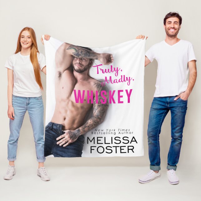 Manta Polar Bear Whiskey Blanket (In situ)