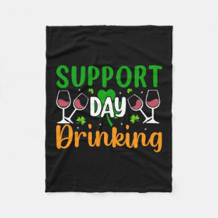 Manta Polar Bebida en el Día de Apoyo Irlandés