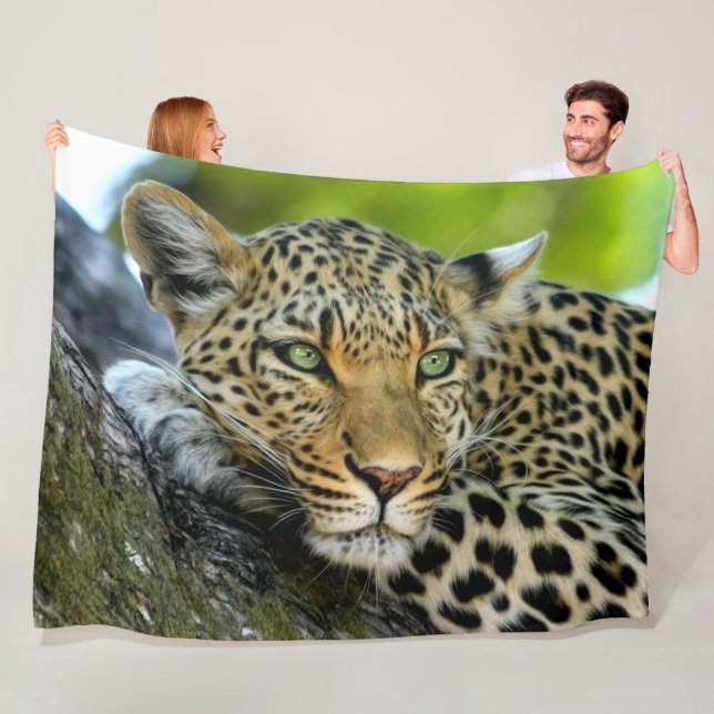 MANTA POLAR BELLEZA DE OJOS VERDES: LA LEOPARDA (In situ)