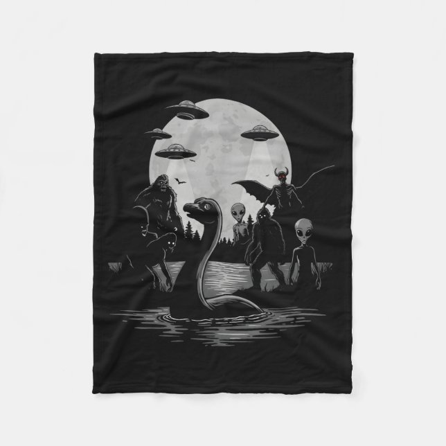 Manta Polar Bigfoot Ufo Loch Ness Monster Mothman And Aliens!  (Anverso)