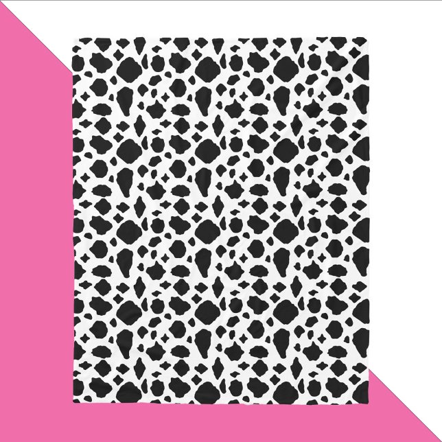 Manta Polar Black and White Cow Pattern Country (A blanket with a black and white cow pattern.)