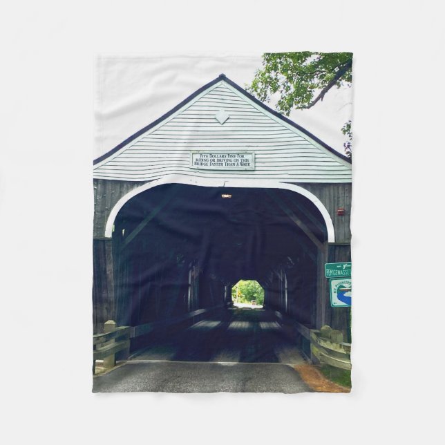 Manta Polar Blair Covered Bridge (Anverso)