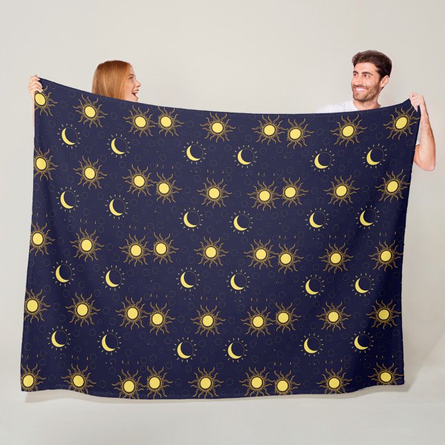 Manta Polar Blanket with deep blue background (Subido por el creador)