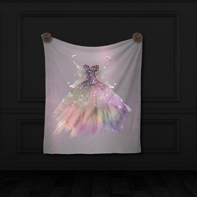Manta Polar Bohemian Fairy Ball Gown | Muted Ombre Wine Sheen (Subido por el creador)