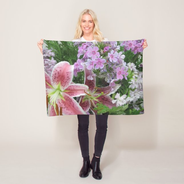 Manta Polar Bonito Flores Fleece Blanket (In situ)