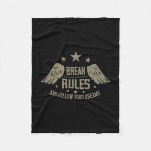 Manta Polar Break Rules And Follow Your Dreamy