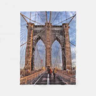 Manta Polar Brooklyn Bridge New York