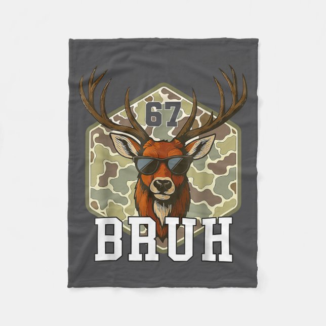 Manta Polar Bruh Deer 67 Funny Deer Hunting Camo Hat Youth Tee (Anverso)