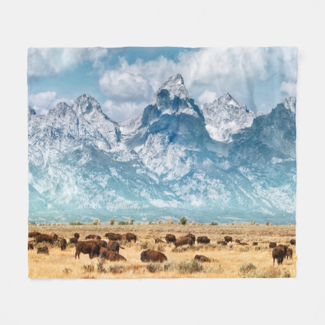 Manta Polar Búfalo debajo de las montañas magníficas de Teton (Frente (Horizontal))
