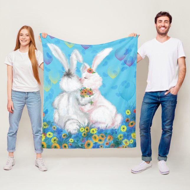 Manta Polar Bunny Fleece Blanket - Hug (In situ)