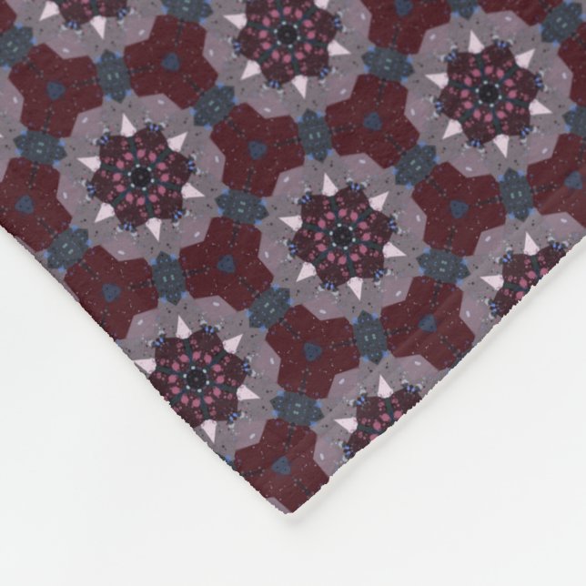 Manta Polar Burgundy & Gray Floral Painted Quilt (Esquina)