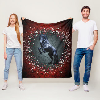 Manta Polar Caballo frisón, semental negro, nieve, rojo/plata