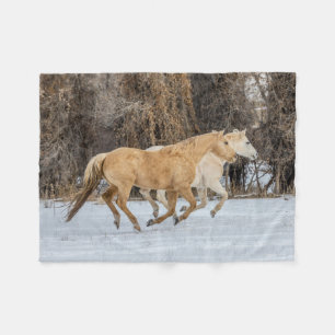 Manta Polar Caballos corriendo en la nieve