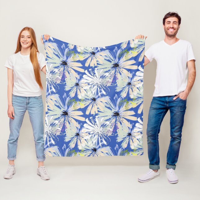 Manta Polar Cámaras abstractas en un fondo azul. (In situ)