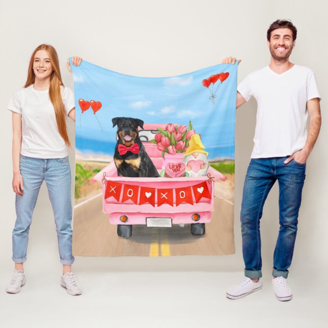 Manta Polar Camión de San Valentín para perro Rottweiler  (In situ)