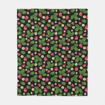 Campos de fresa en negro