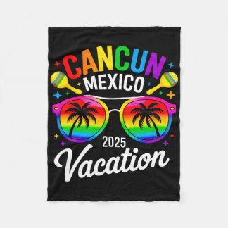 Manta Polar Cancun Mexico 2025 Vacation Travel Trip Beach Summ